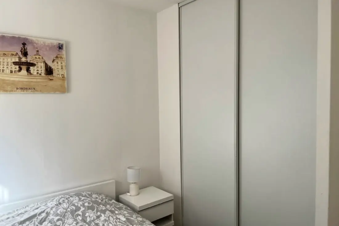 Appartement Avec Piscine Quartier De L Aiguillon