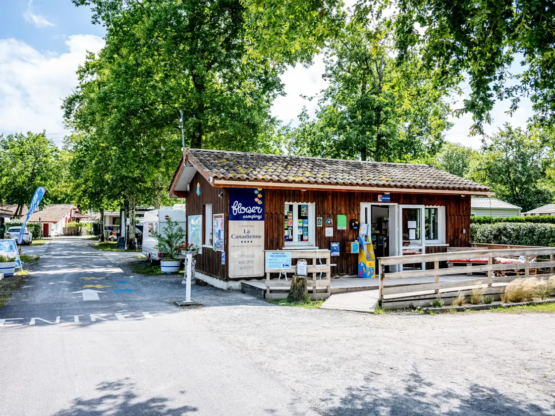 Flower Camping La Canadienne 4 étoiles★★★★