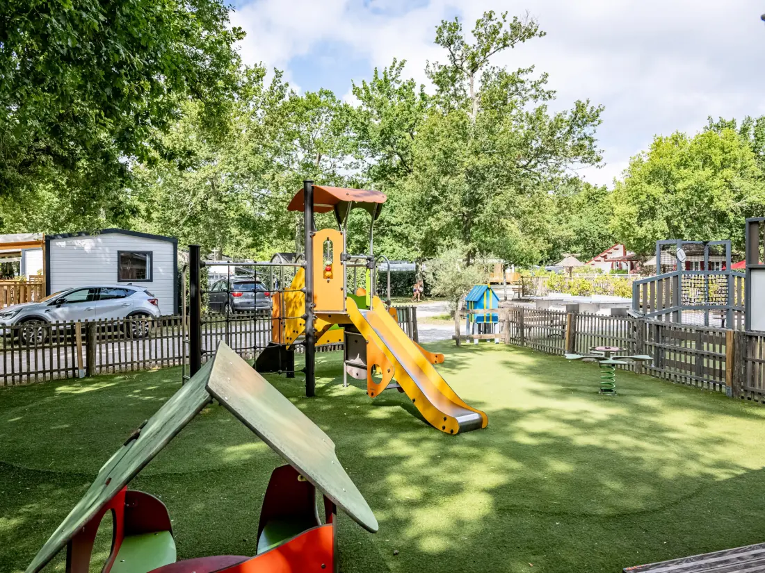 Flower Camping La Canadienne 4 étoiles★★★★