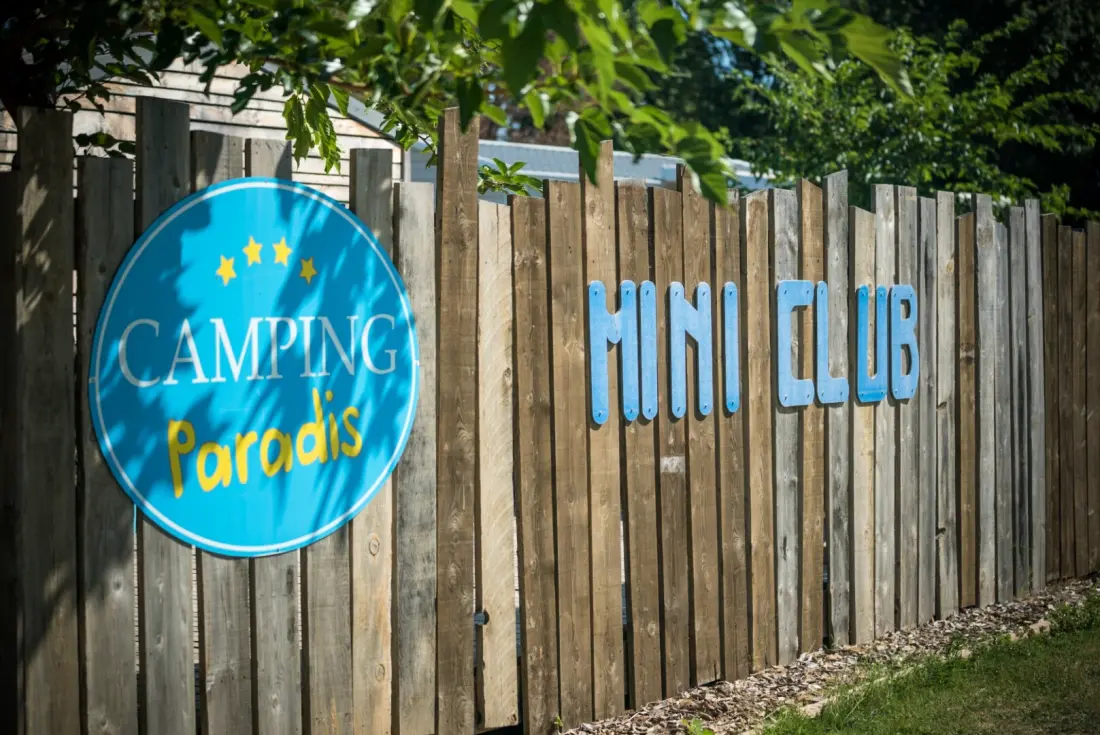 Camping Paradis Le Pearl4 étoiles★★★★