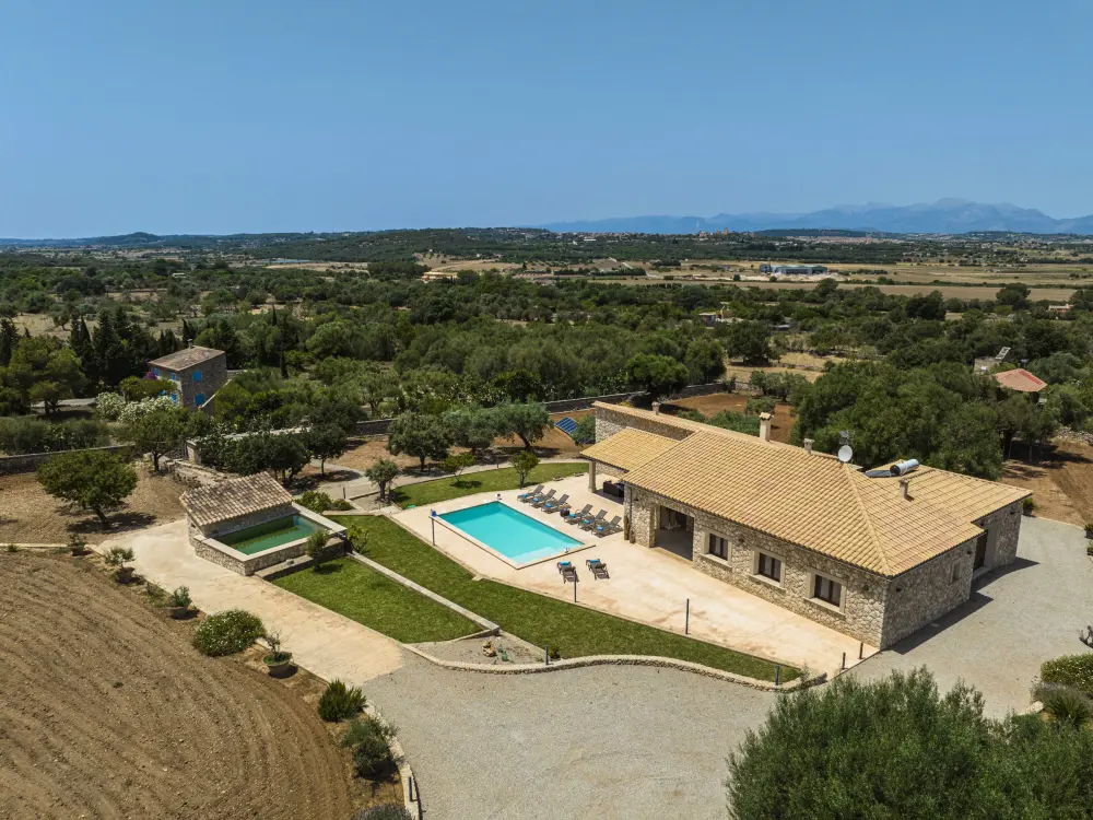 Maison de Vacances Ariany 13