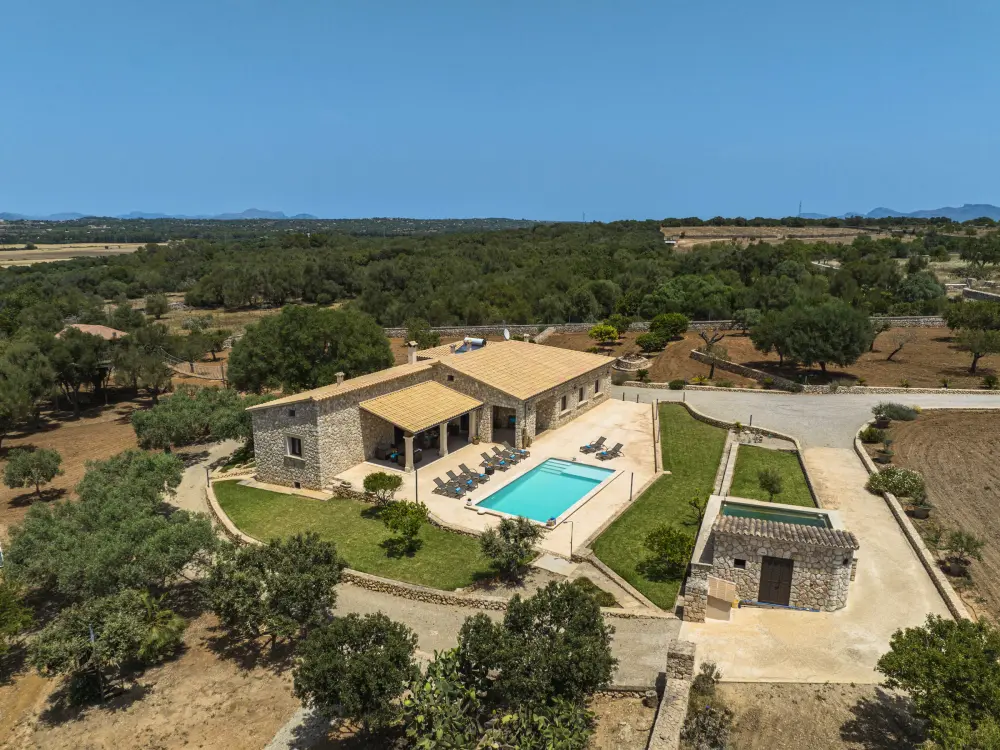 Maison de Vacances Ariany 13