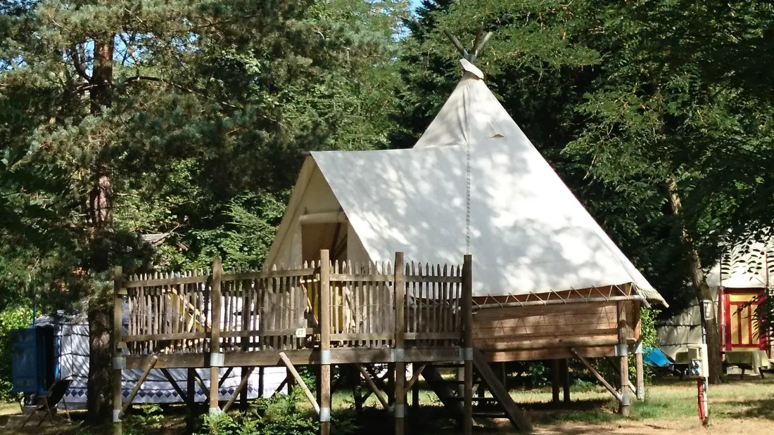 Ushuaïa Villages - Camping Le Viaduc 3 étoiles★★★