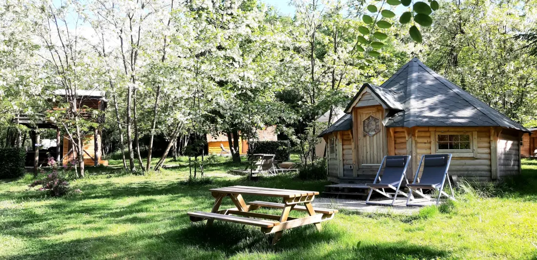 Ushuaïa Villages - Camping Le Viaduc 3 étoiles★★★