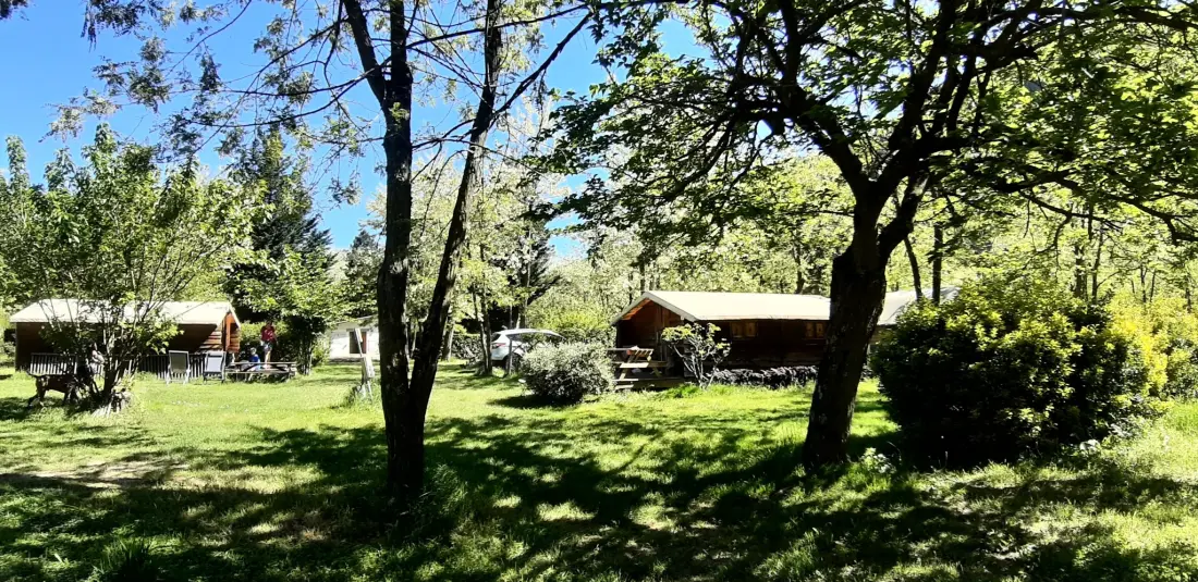 Ushuaïa Villages - Camping Le Viaduc 3 étoiles★★★