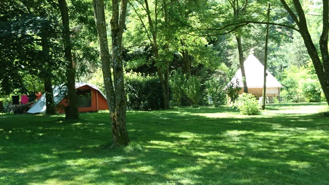 Ushuaïa Villages - Camping Le Viaduc 3 étoiles★★★