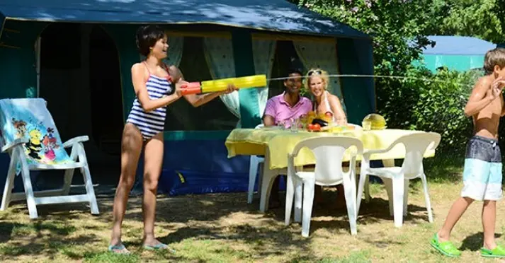 Camping maeva Escapades City d'Arles 3 étoiles★★★