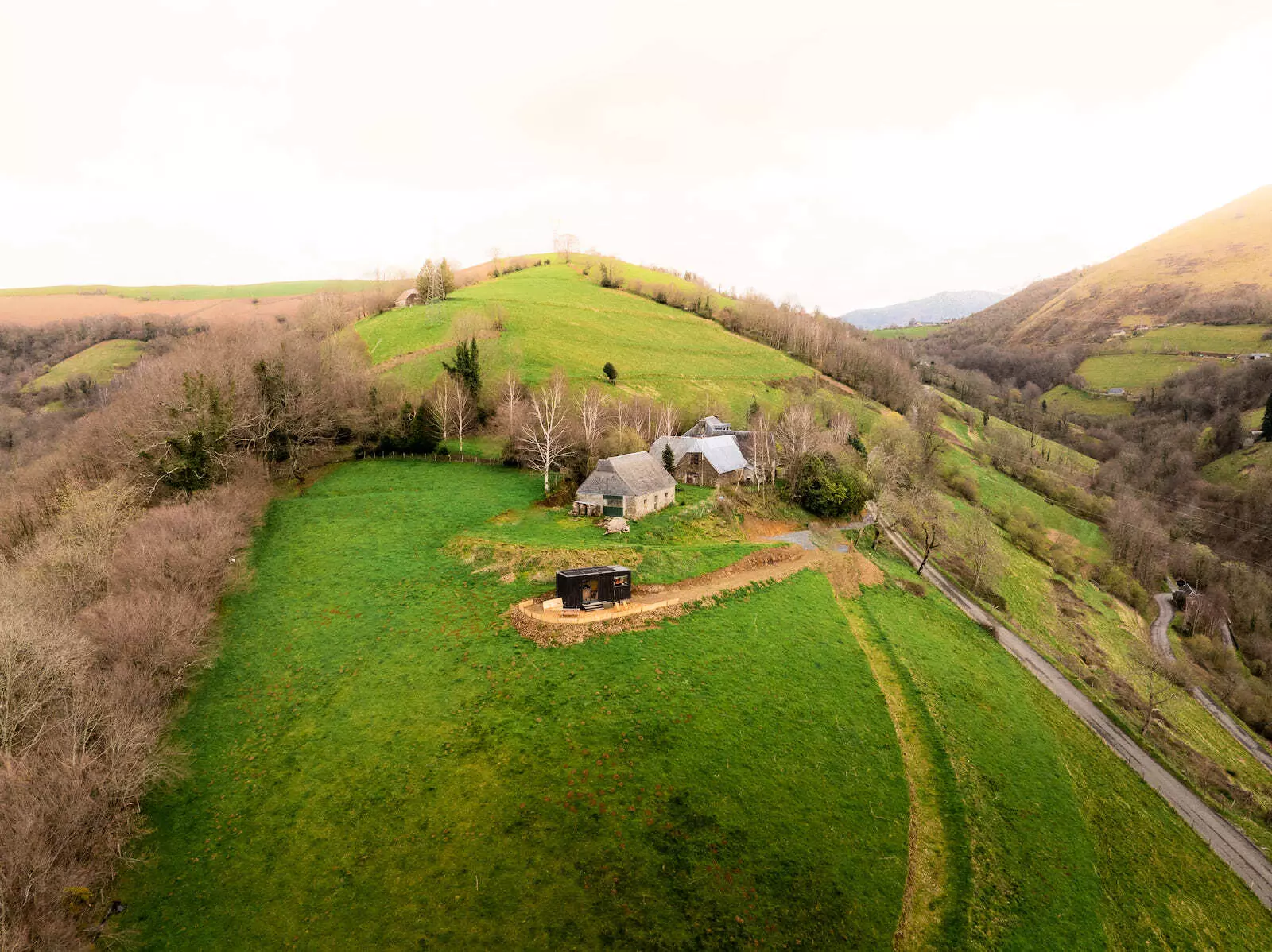 Tiny House : face à la chaîne des Pyrénées - 2