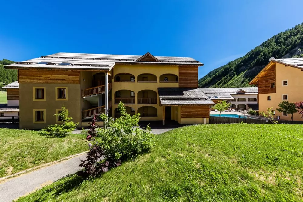 Résidence Les Granges d'Arvieux 2 étoiles★★