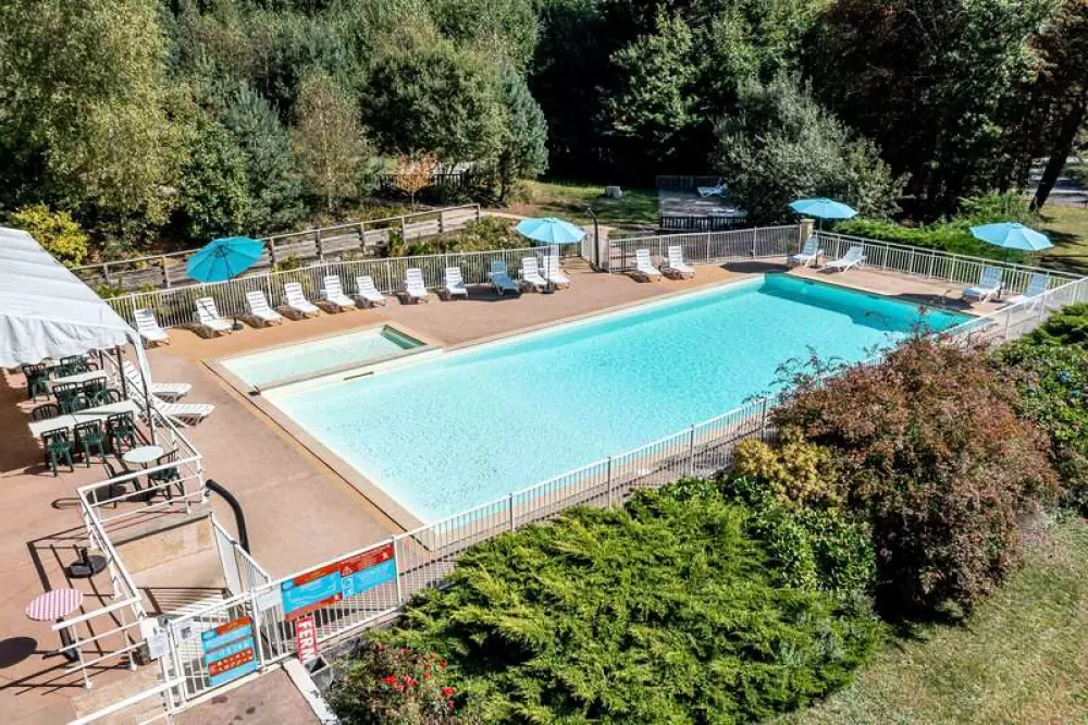 Camping Paradis le Coiroux 41 étoiles★