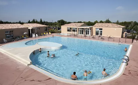 Résidence Vacancéole Les Demeures du Ventoux ***
