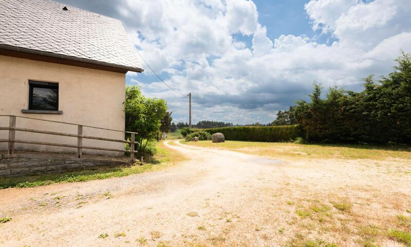 Gîte Appartement 4/6 personnes 2 étoiles - - Aumont-Aubrac - 22
