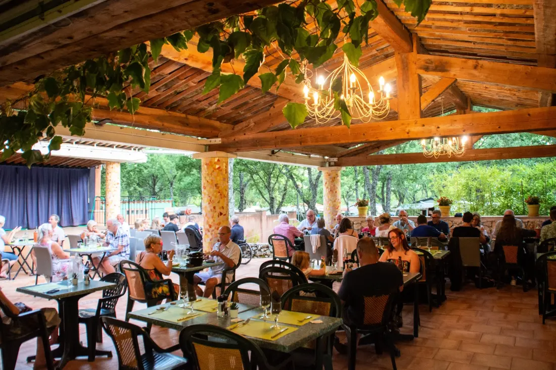 Campasun Camping International Aups 4 étoiles★★★★