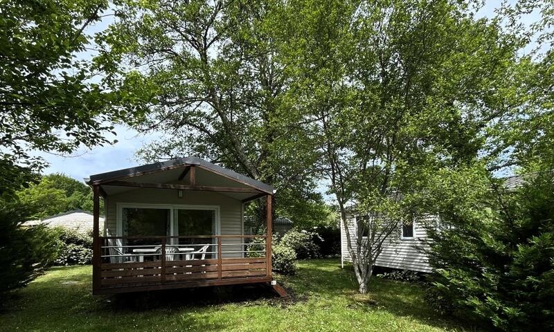 Camping LANDES BLEUES **** - Aureilhan - 42