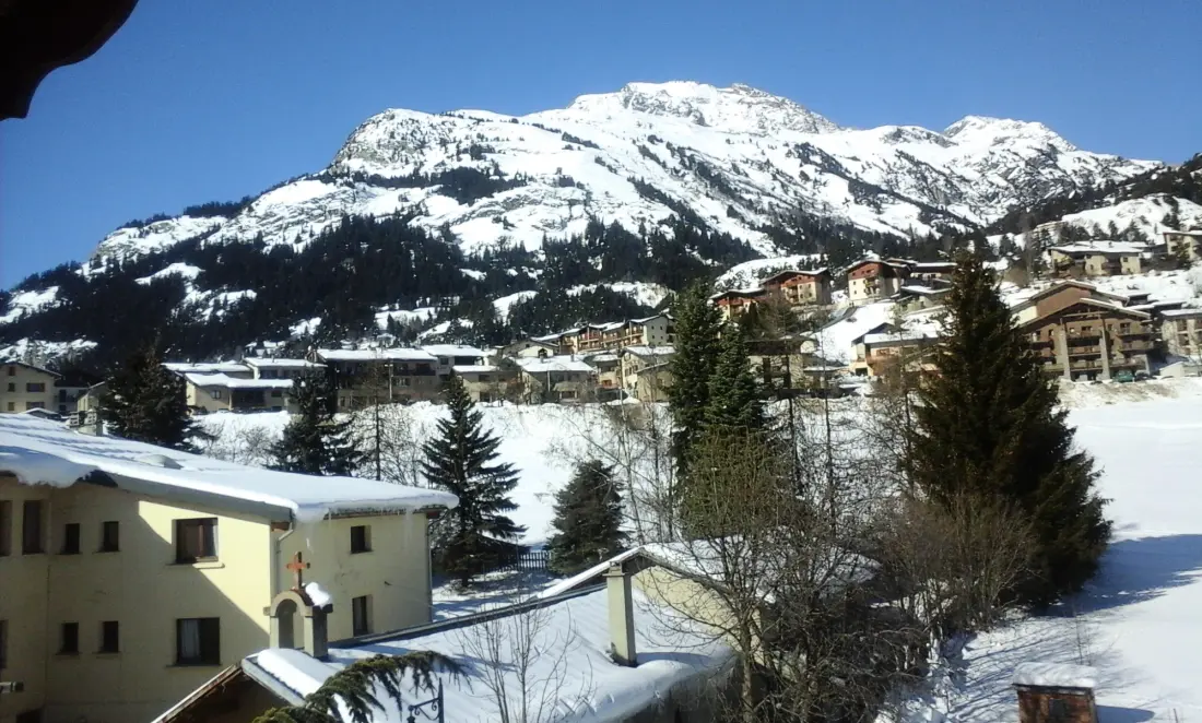 Appartement 3 pièces 5 personnes chaleureux avec vue montagne