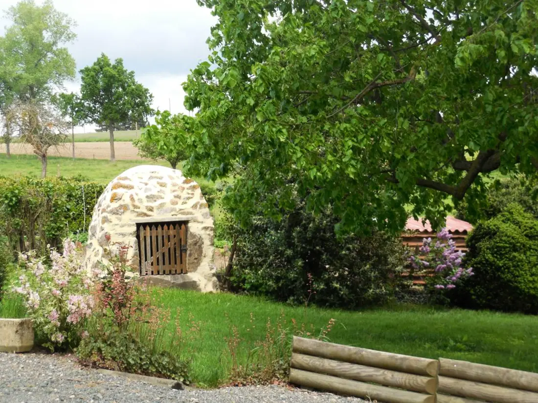 Maison de Vacances AVEIZIEUX 2