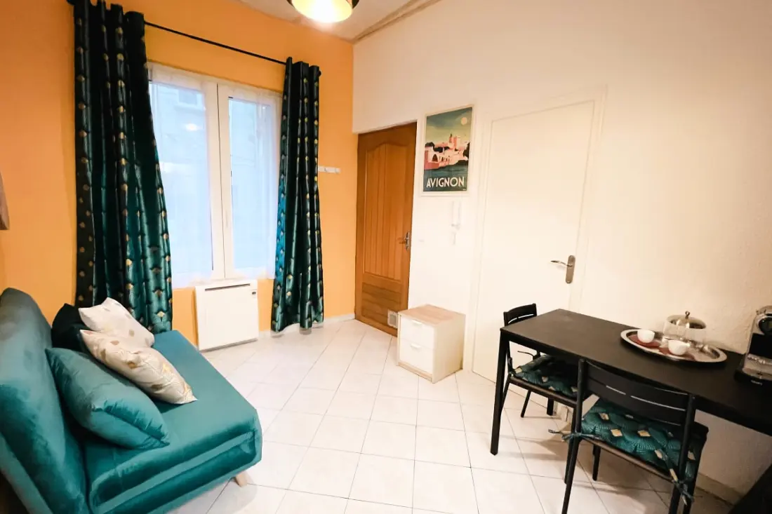 Charmant Appartement En Plein Centre-ville