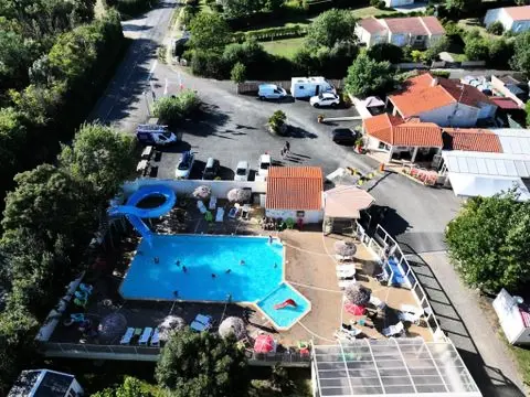 Camping Les Mancellieres **** - Avrillé - 1
