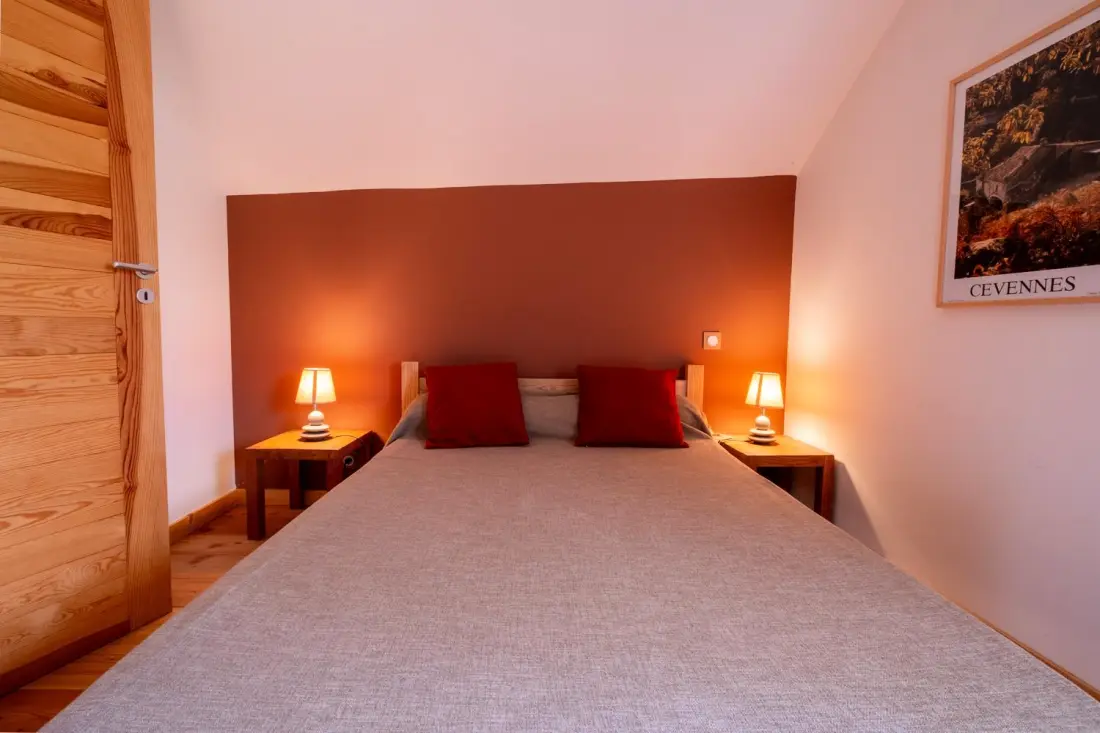 Gîte de France Lou cayrat à bagnols les bains 3 épis