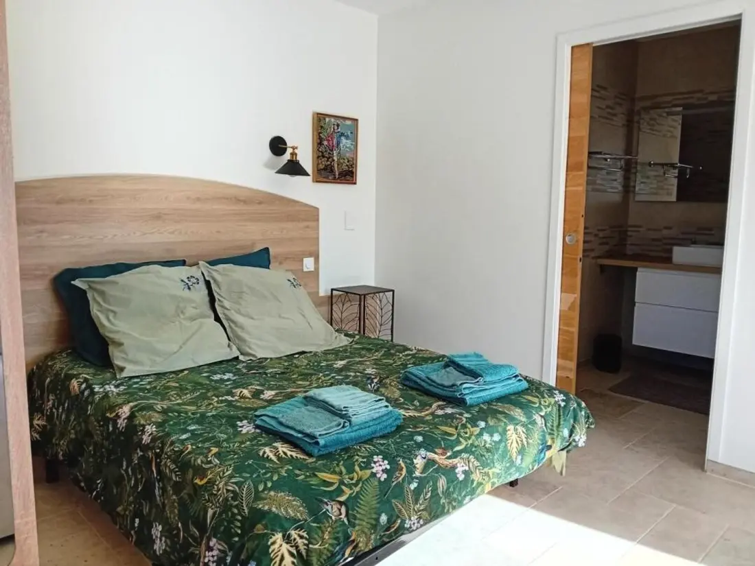 Maison de Vacances Baignes-Sainte-Radegonde 2