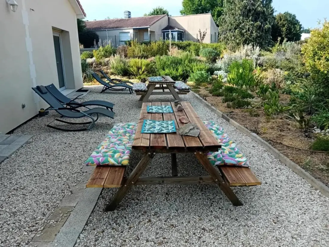 Maison de Vacances Baignes-Sainte-Radegonde 2