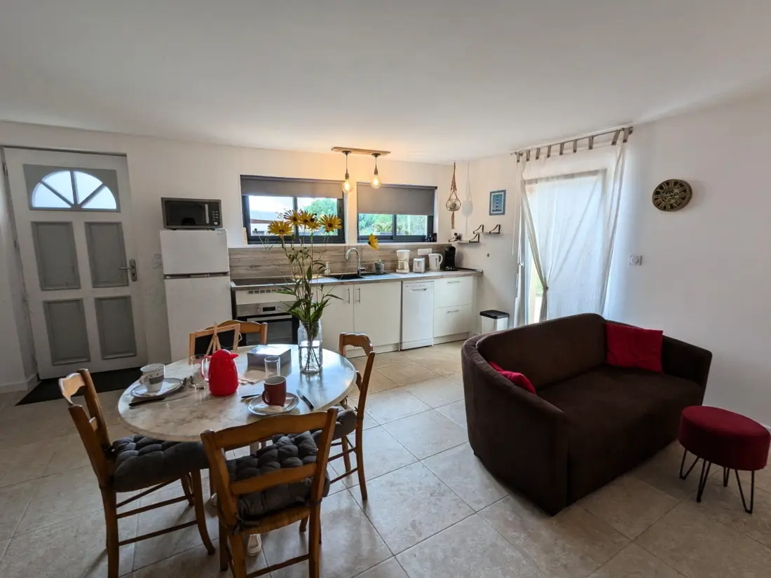 Maison de Vacances Baignes-Sainte-Radegonde 3
