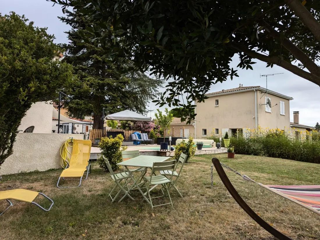 Maison de Vacances Baignes-Sainte-Radegonde 3