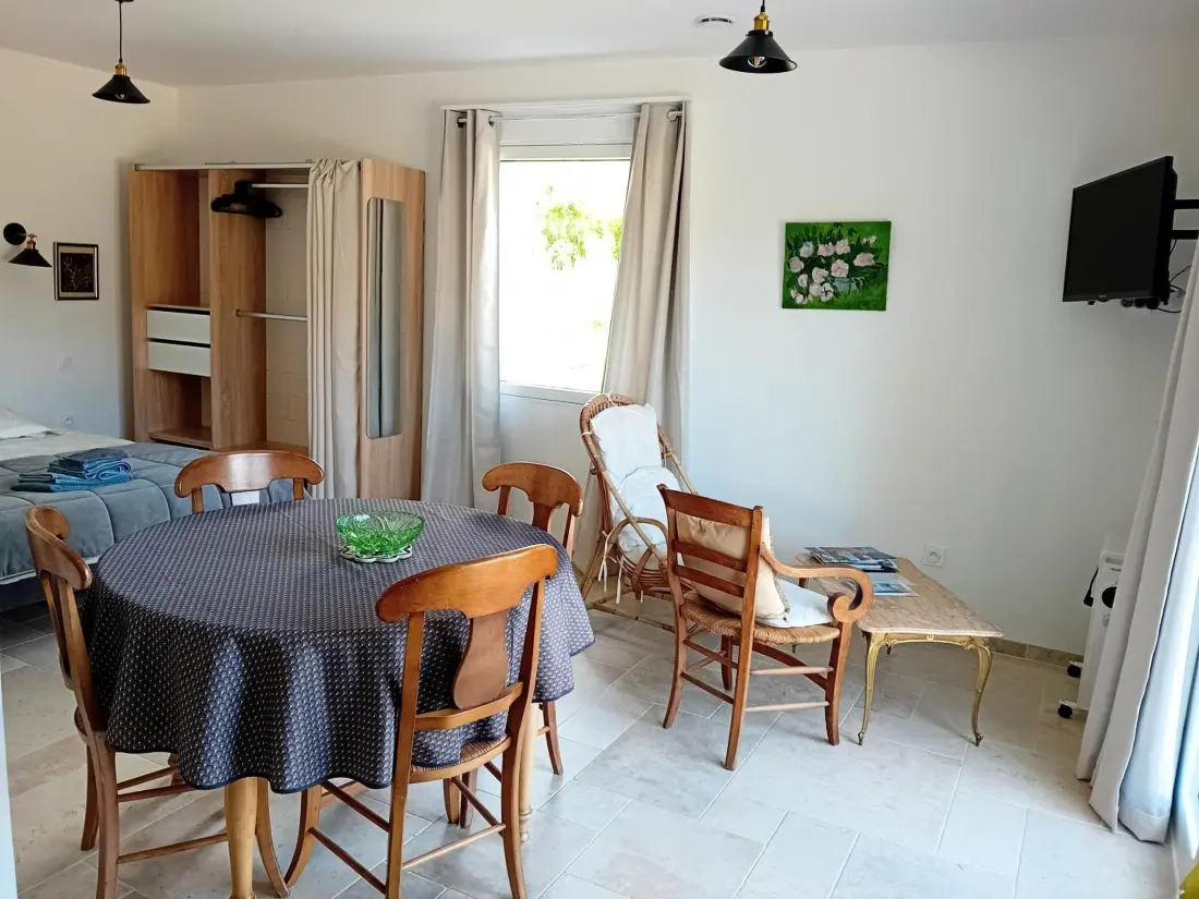 Maison de Vacances Baignes-Sainte-Radegonde 4