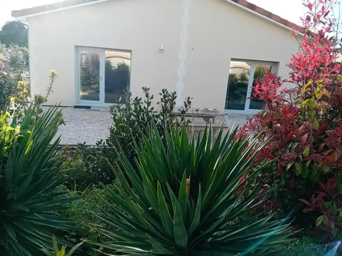 Maison de Vacances Baignes-Sainte-Radegonde 4