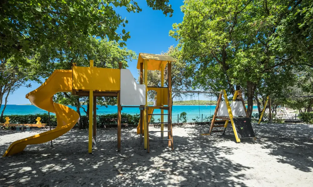 Camping Mon Perin 4 étoiles★★★★