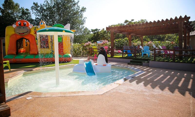 Flower Camping l'Epi Bleu **** - Banon - 13