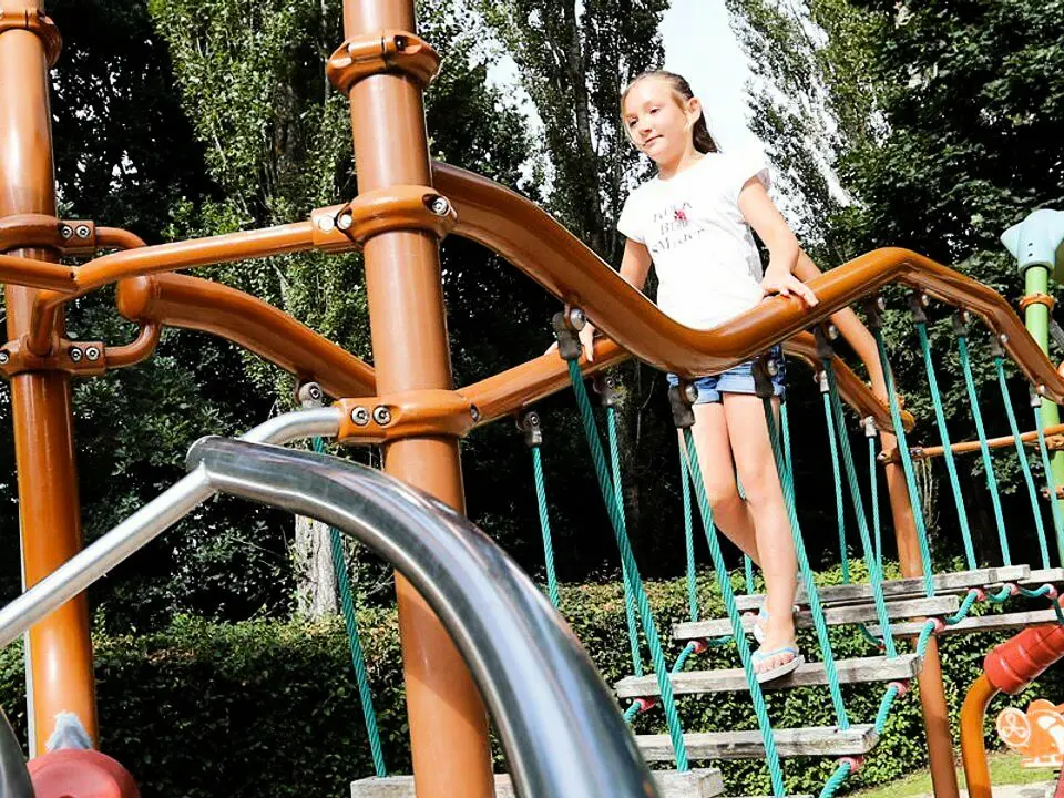 Camping Le Giessen4 étoiles★★★★