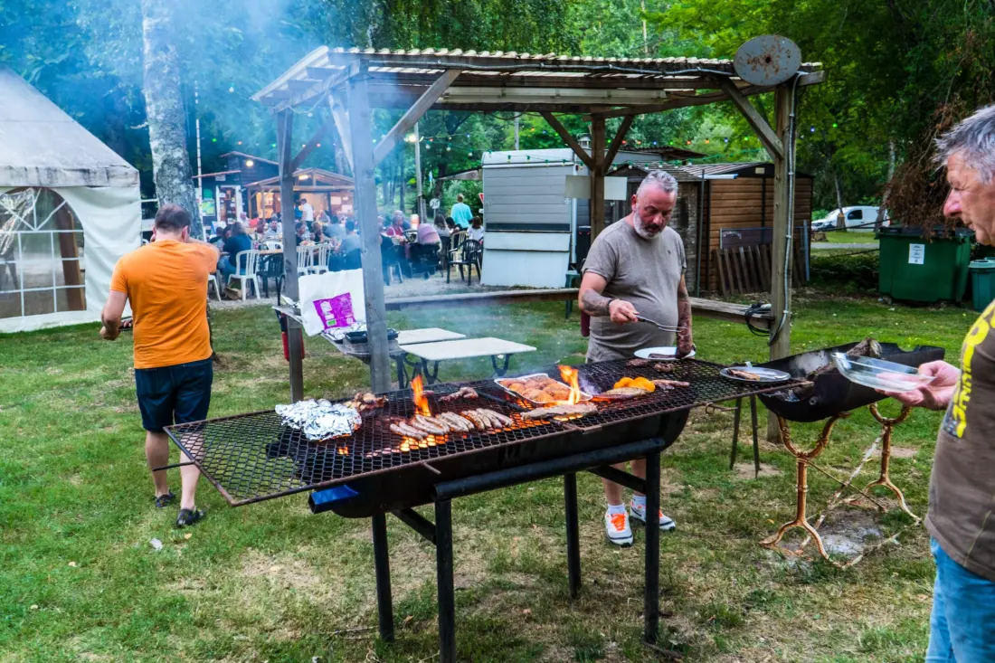 Camping d'Auberoche 3 étoiles★★★