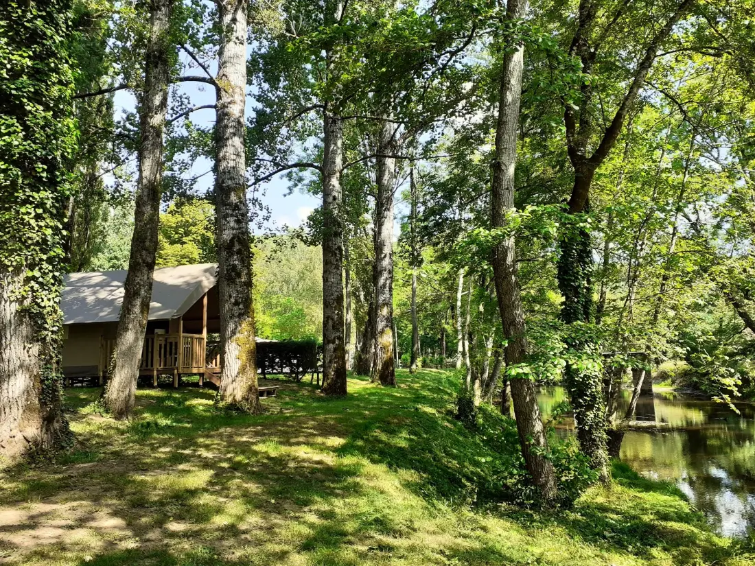Camping d'Auberoche 3 étoiles★★★