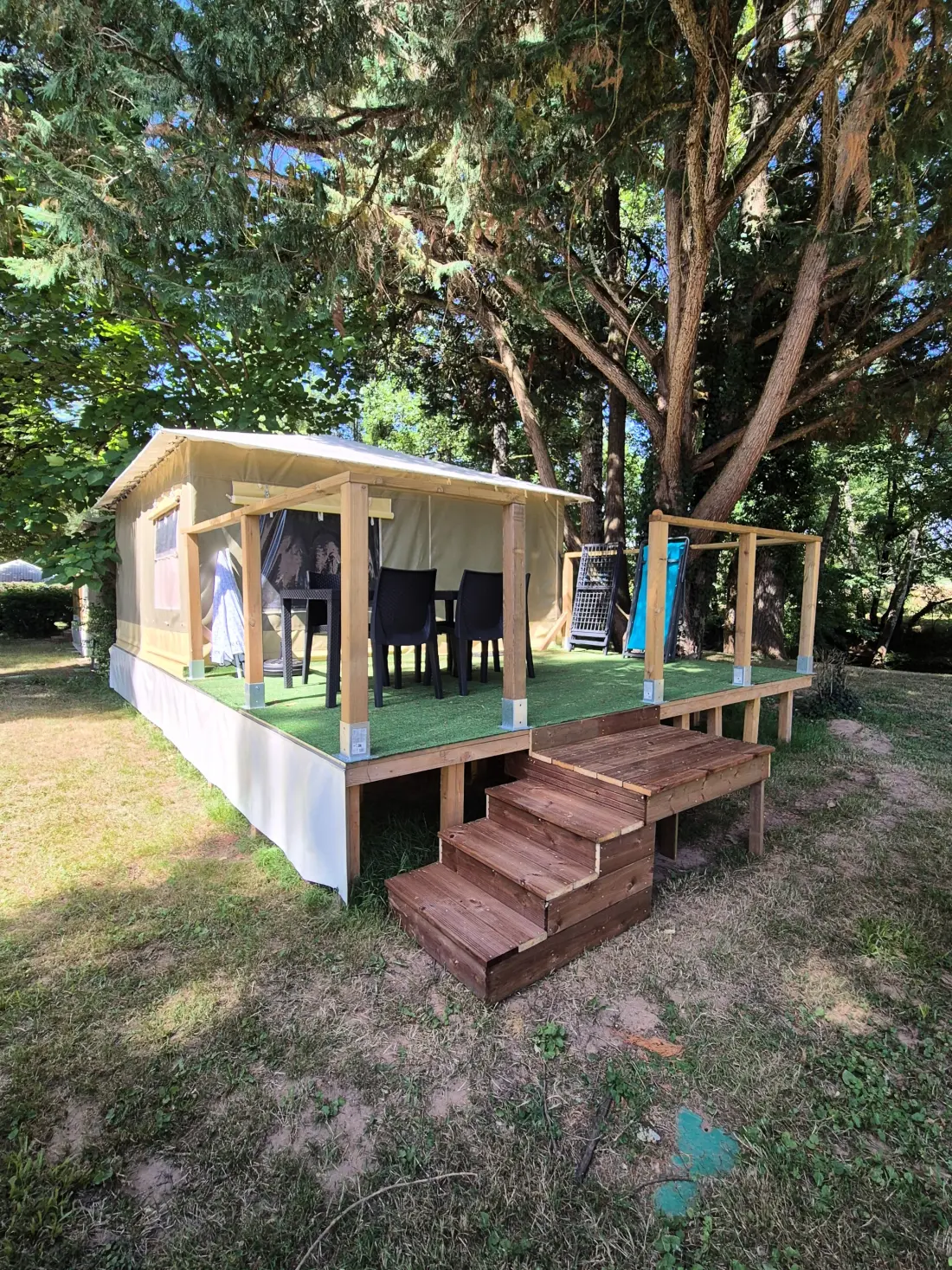 Camping d'Auberoche 3 étoiles★★★