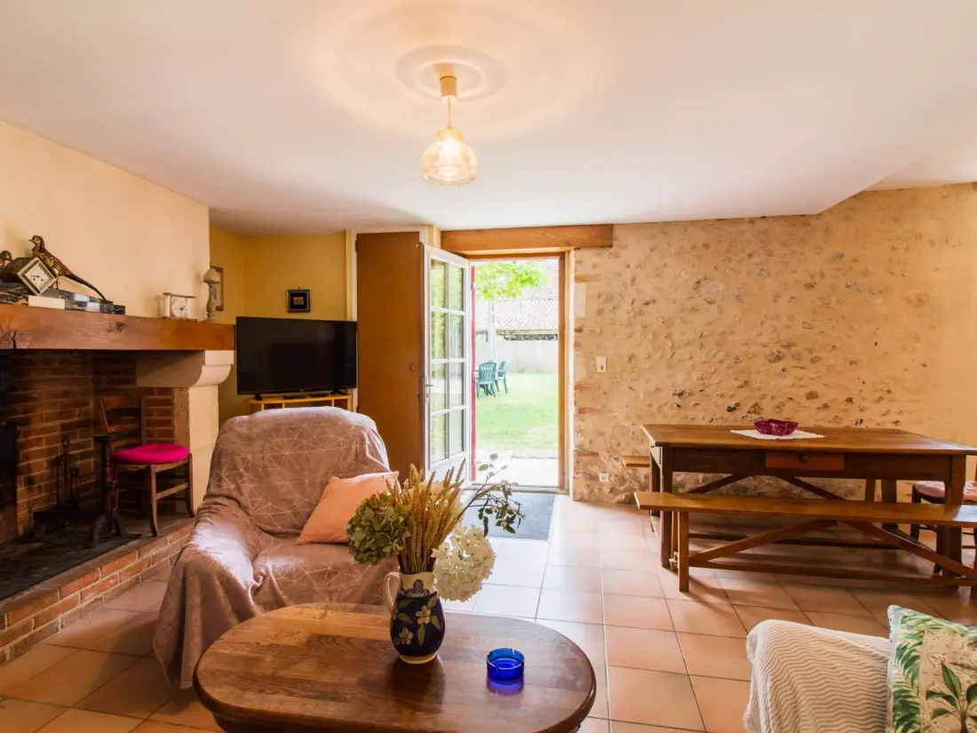 Maison de Vacances SAINT-CREPIN-D'AUBEROCHE