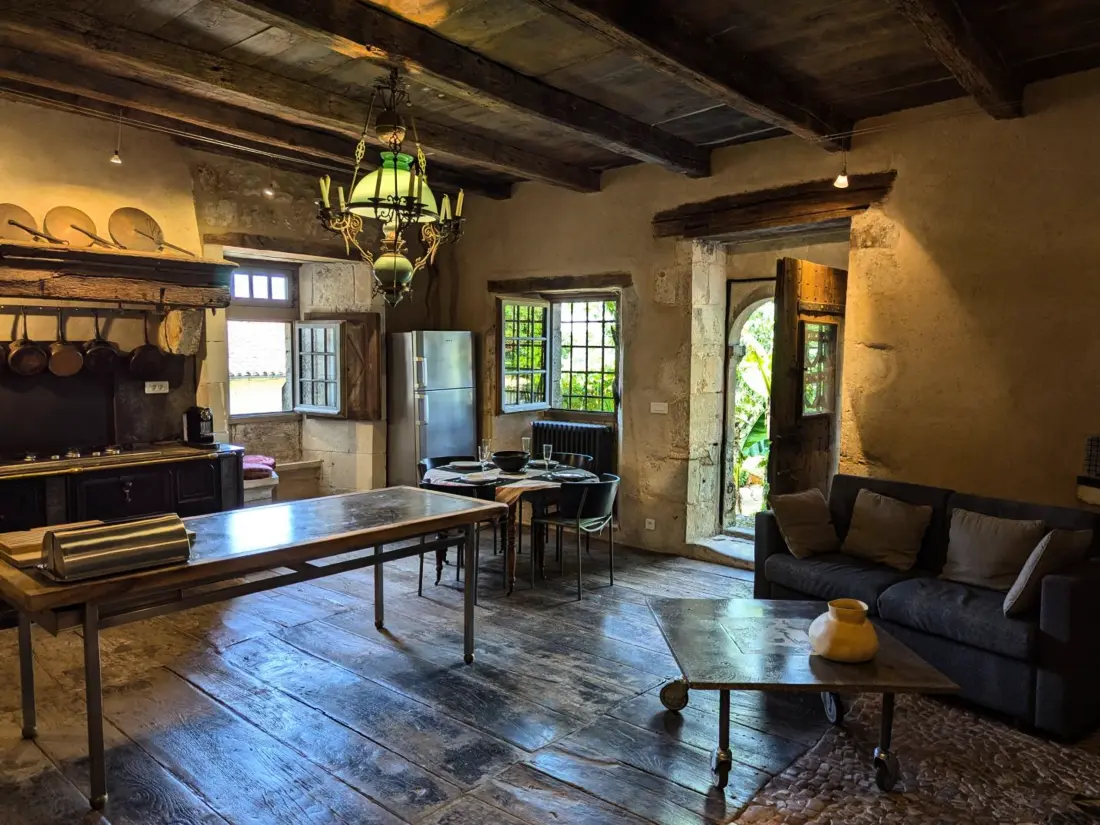Maison de Vacances Beaulieu-sur-Sonnette 2