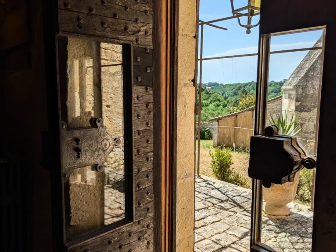Maison de Vacances Beaulieu-sur-Sonnette 2