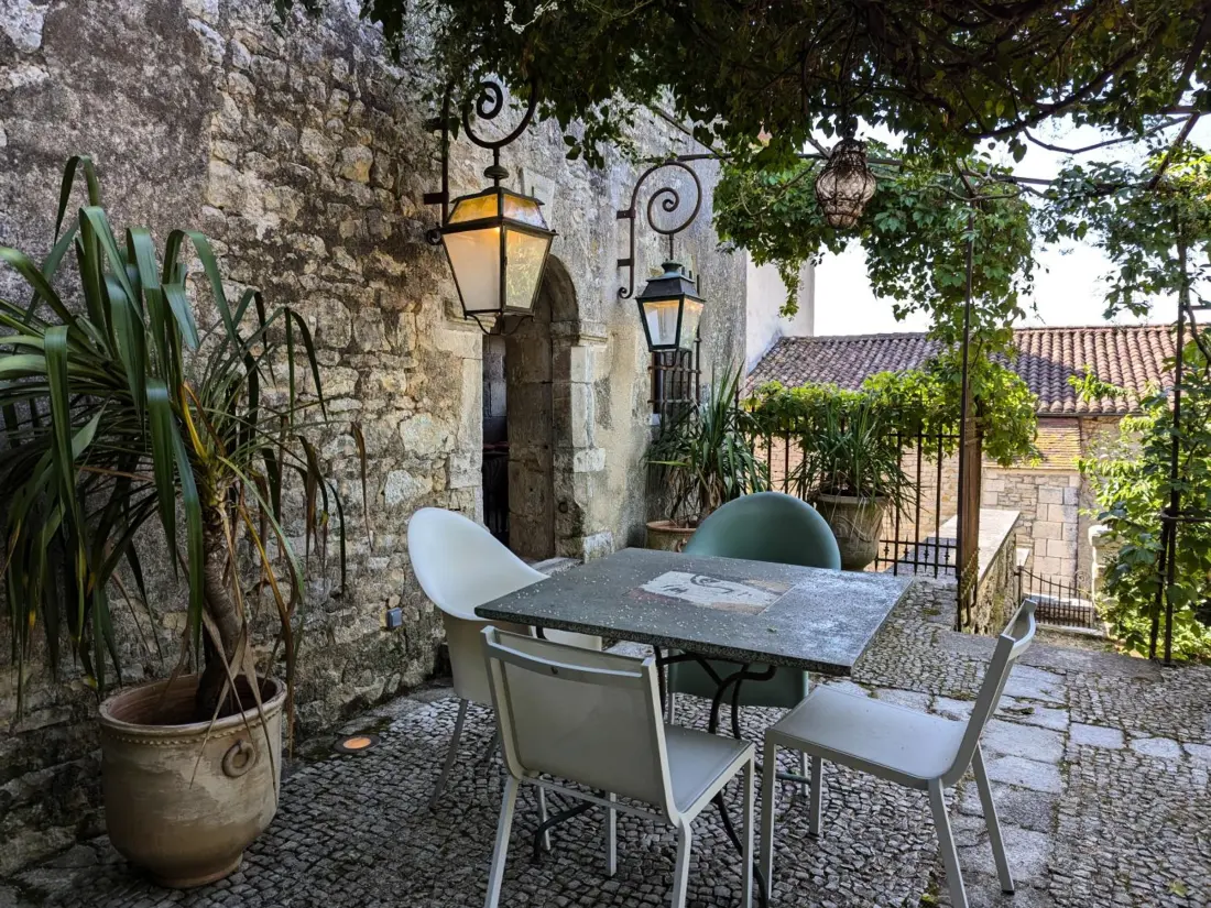 Maison de Vacances Beaulieu-sur-Sonnette 3