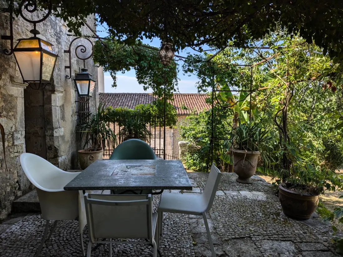Maison de Vacances Beaulieu-sur-Sonnette 3
