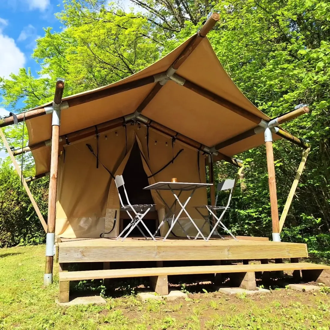 Flower Camping du Lac de la Seigneurie 3 étoiles★★★