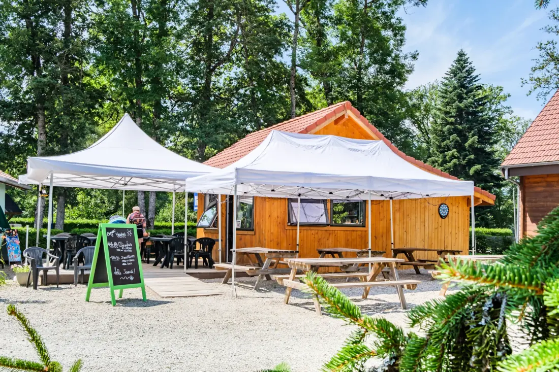 Flower Camping du Lac de la Seigneurie 3 étoiles★★★
