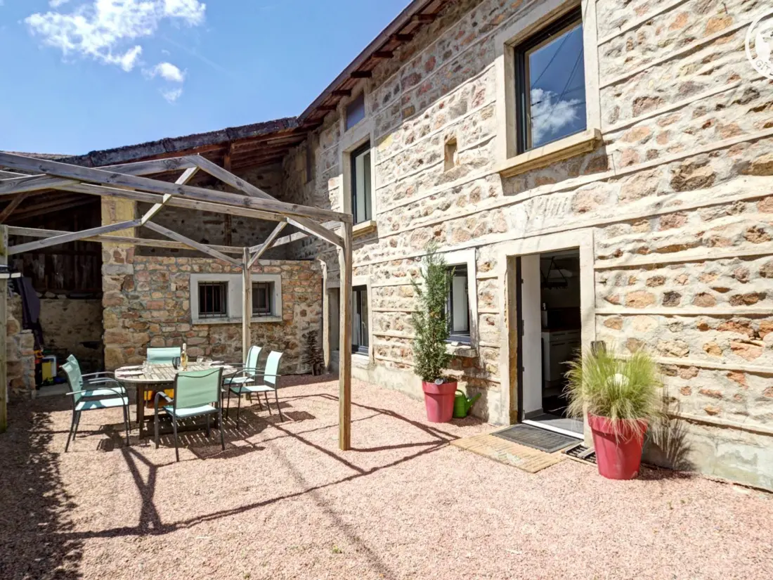 Maison de Vacances BELMONT-DE-LA-LOIRE 2