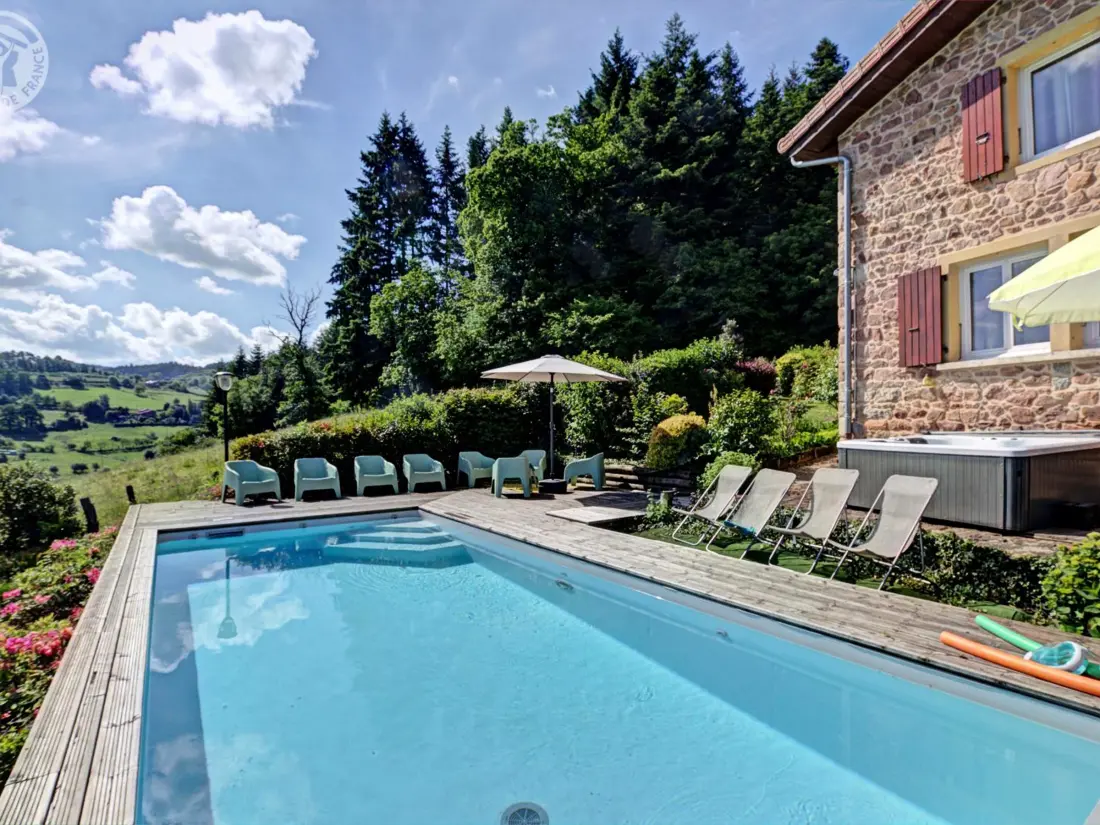 Maison de Vacances BELMONT-DE-LA-LOIRE 4