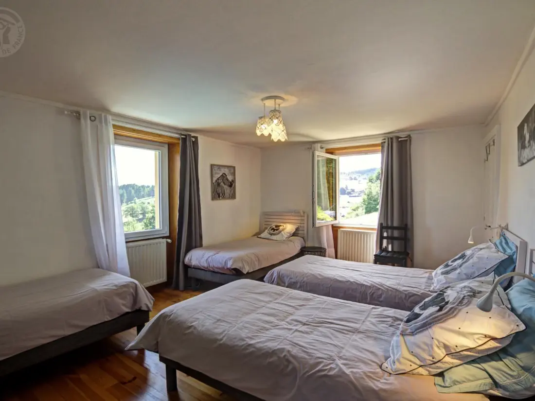 Maison de Vacances BELMONT-DE-LA-LOIRE 4