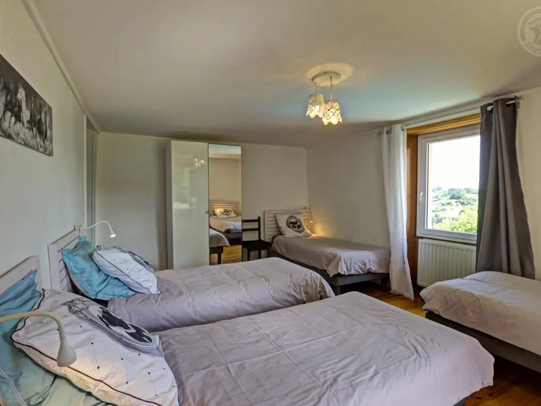 Maison de Vacances BELMONT-DE-LA-LOIRE 4