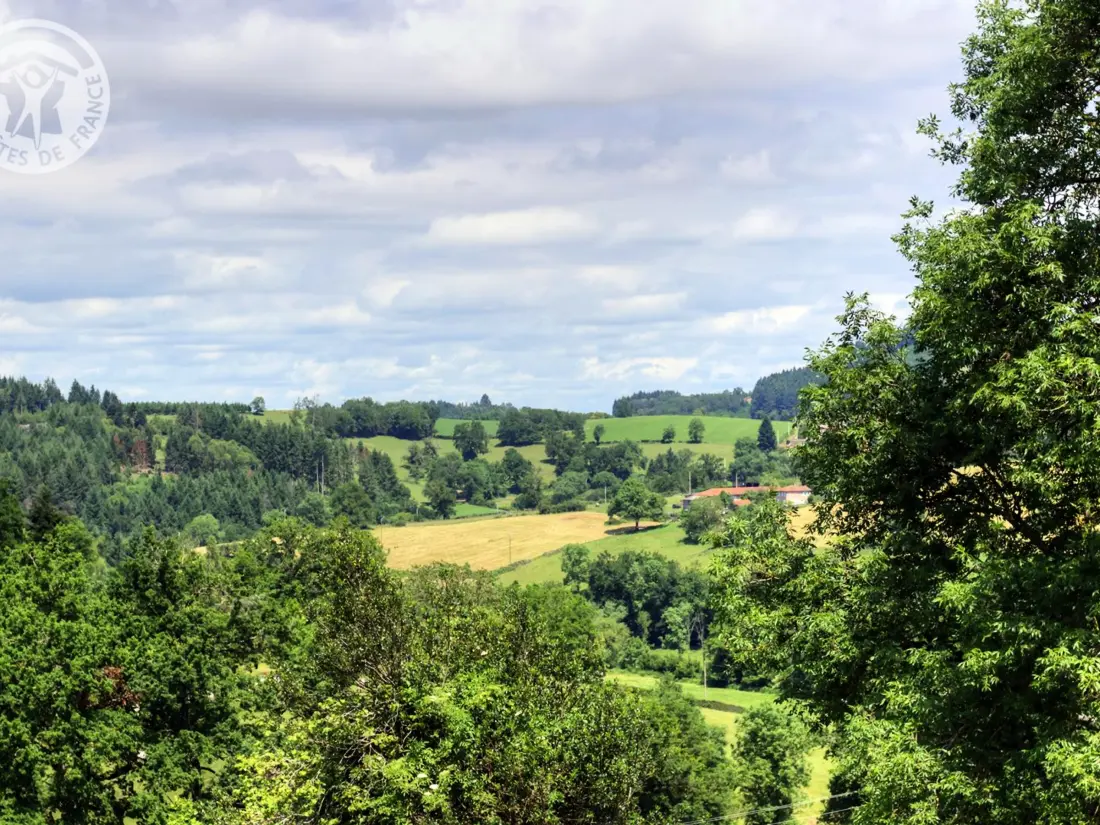 Maison de Vacances BELMONT-DE-LA-LOIRE