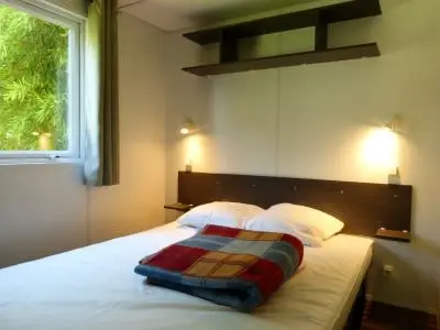 Flower Camping Les Nauves 3 étoiles★★★