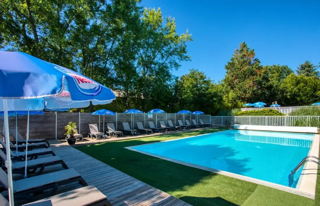 Flower Camping Les Nauves 3 étoiles★★★