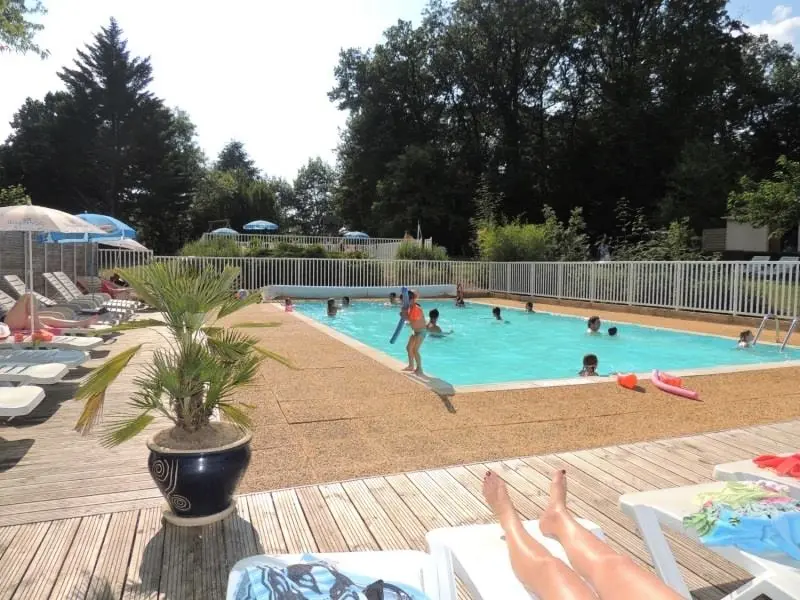 Flower Camping Les Nauves 3 étoiles★★★